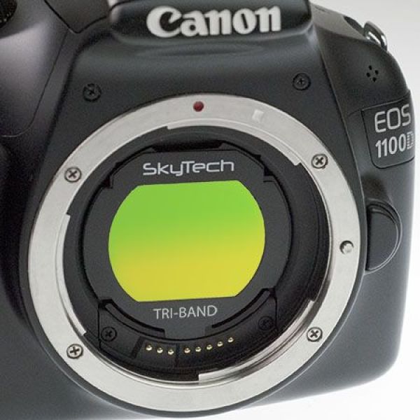 Filtre photo tri-bande Hα (H-alpha)-Hβ (H-bêta)-OIII - Canon EOS-Clip APS-C - SkyTech