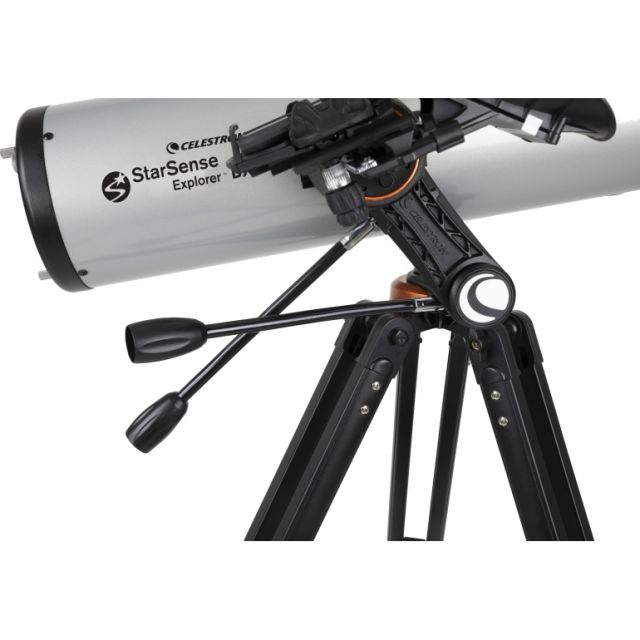 Télescope Newton 130/650 visuel sur monture alt-azimutale StarSense Explorer DX - Celestron .Débutants